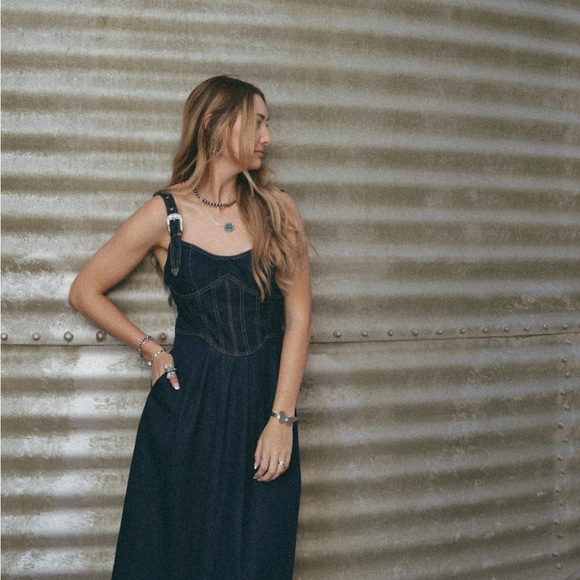 Stylish Dark Blue Denim Dress - Picture 4 of 16